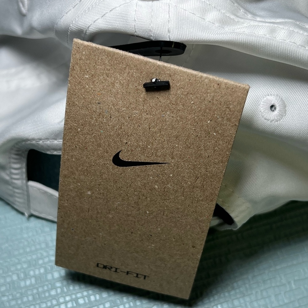 NIKE LEGACY91 GOLF ADJUSTABLE DRI-FIT HAT WHITE BLACK SWOOSH- NEW WITH T… - Picture 4 of 7
